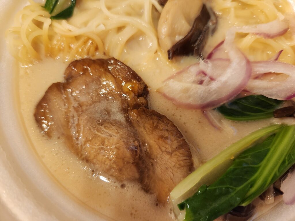 一風堂監修とんこつラーメンのチャーシュー